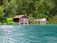 lac d'Aiguebelette, hangar � bateaux