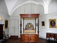 Ch�teau de Virieu, la chambre blanche