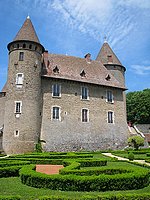 Ch�teau de Virieu depuis le jardin