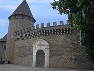Ch�teau de Virieu, la grande cour