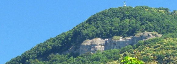 Vouise avanc�e de rochers