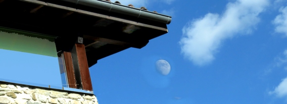 G�te La Source...la lune n'en revient pas !