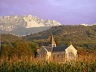 Coublevie : l'�glise et la Grande Sure