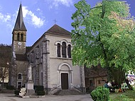 St Aupre: l'�glise et le tilleul