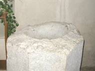 St Jean de Moirans,  �glise, fonds baptismaux