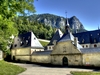 Maison-m�re des moines-ermites de l'ordre des Chartreux.