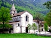L�oncel, un art roman robuste et d�pouill�.