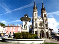 Voiron. Fontaine de la Place de la R�publique